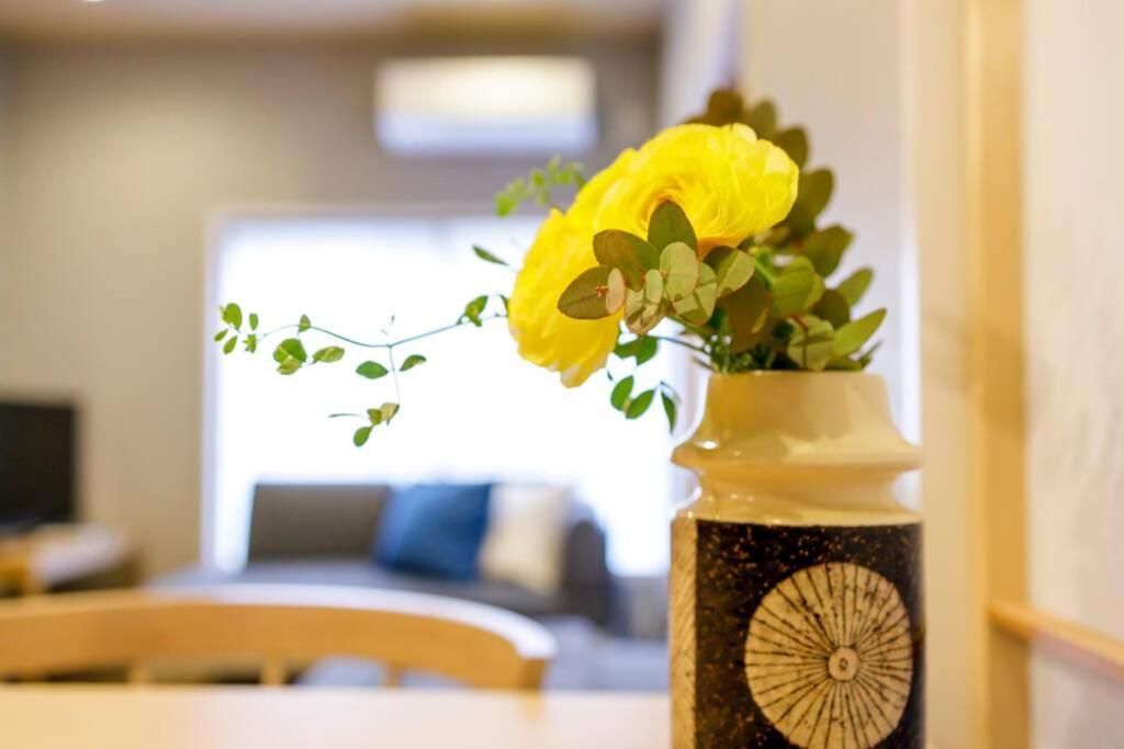 Negau House Villa โตเกียว ภายนอก รูปภาพ