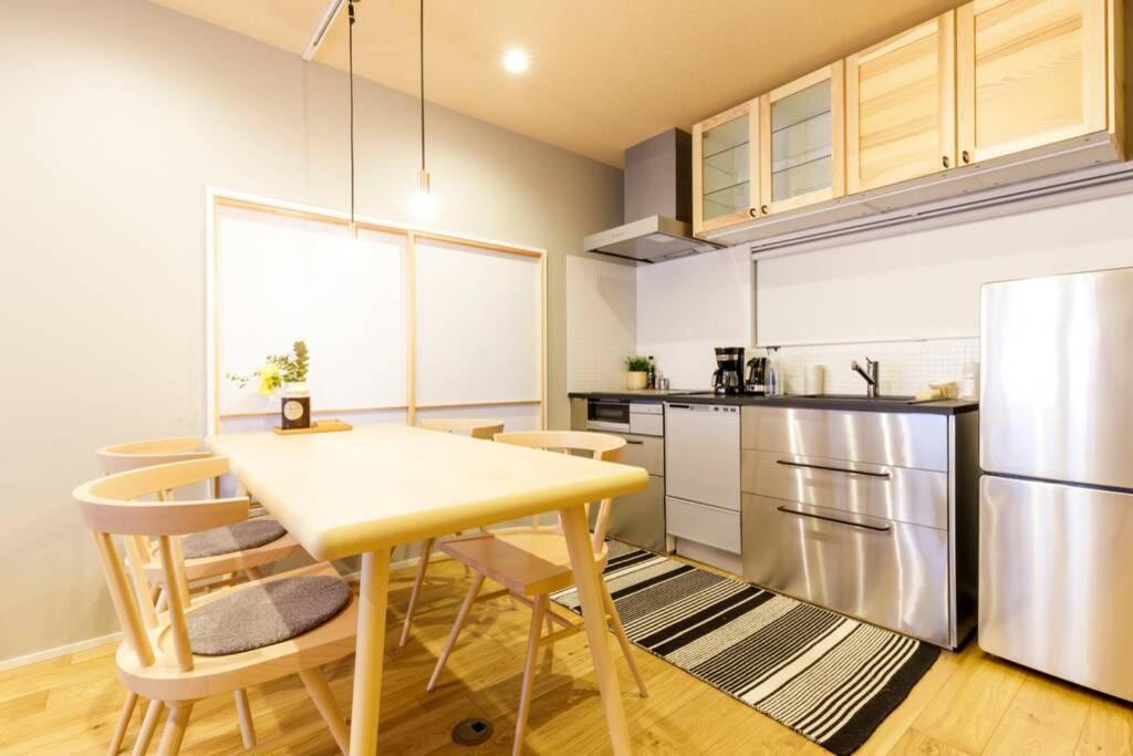 Negau House Villa โตเกียว ภายนอก รูปภาพ